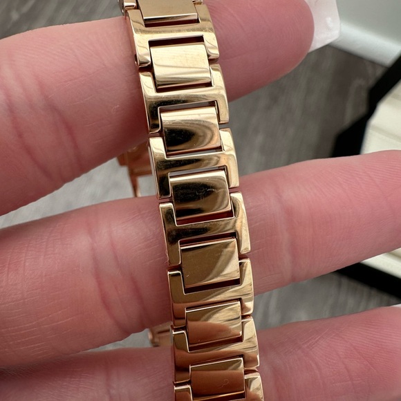 Fendi Watch - Picture 7 of 10